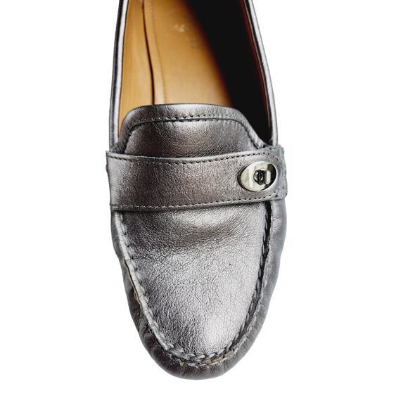 NEW Coach Silver Leather Turn-Lock Moccasins Sz 9 | Driving Loafers Flats Luxury - Picture 3 of 8